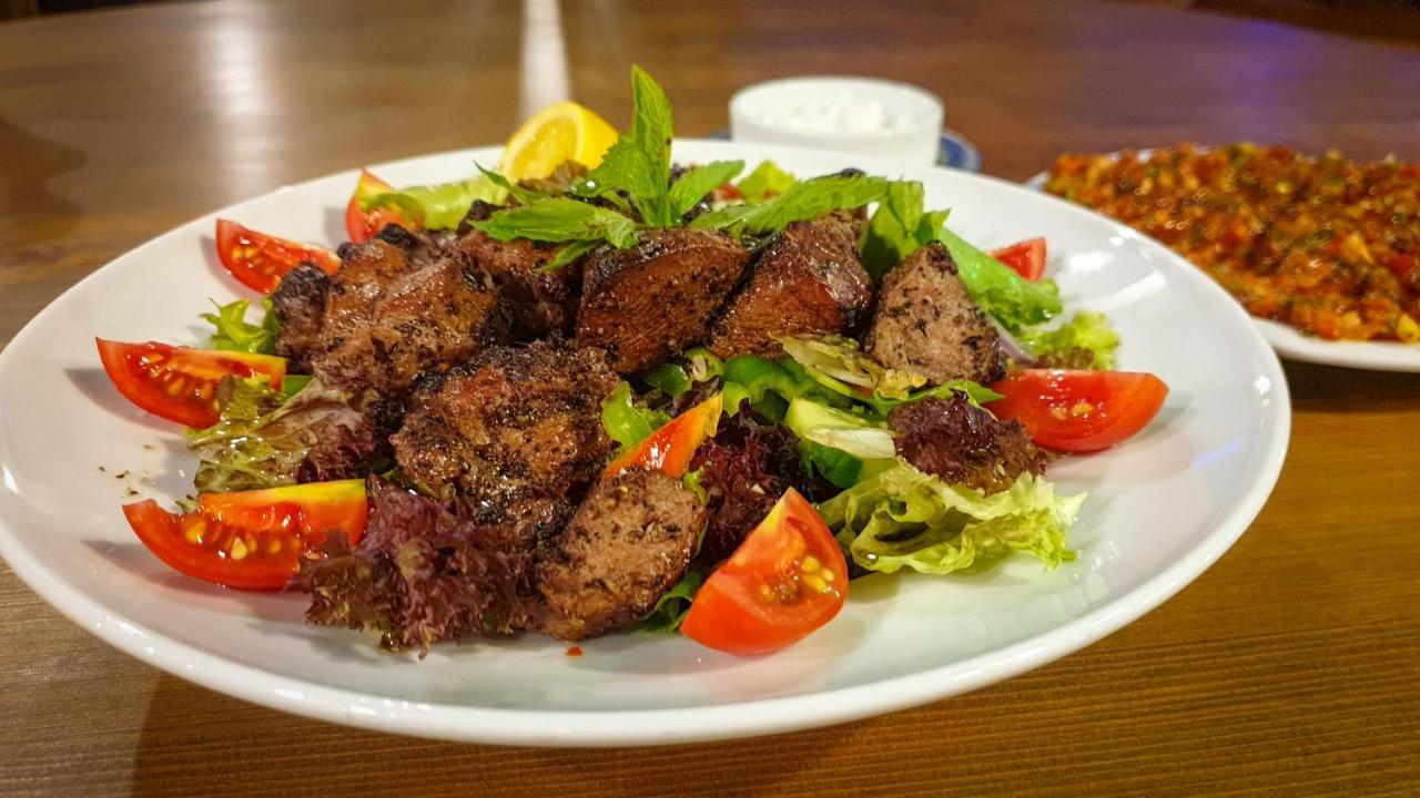 פאטהיה Eyna Hotel מראה חיצוני תמונה